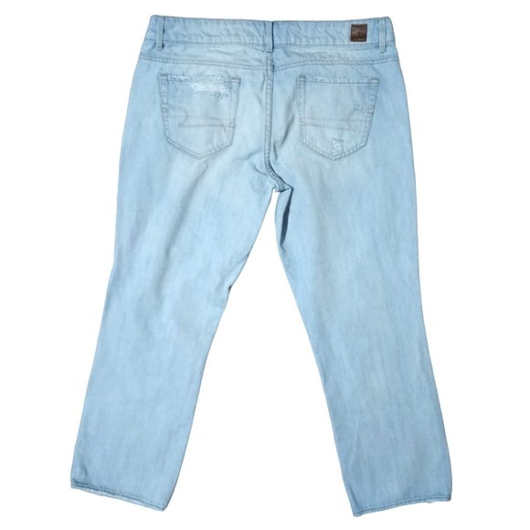 American Eagle Jeans Womens Size 16 Thrashed Ripped Destroyed Light Blue Denim - Picture 6 of 13